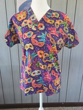 Smart Scrubs Purple Mardi Gras Mask Print Scrub Top